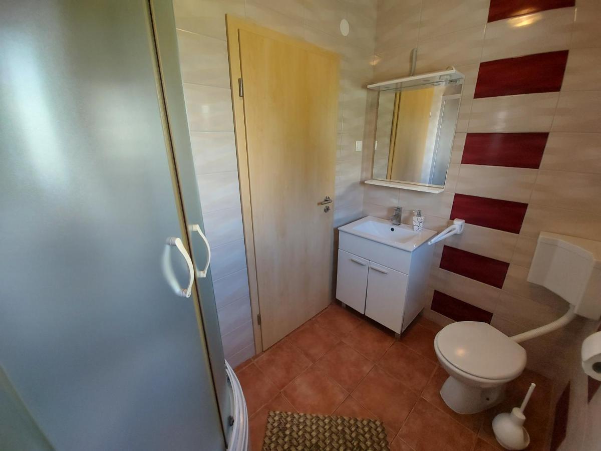 Apartments Marija 2 Draga Bašćanska Exterior foto