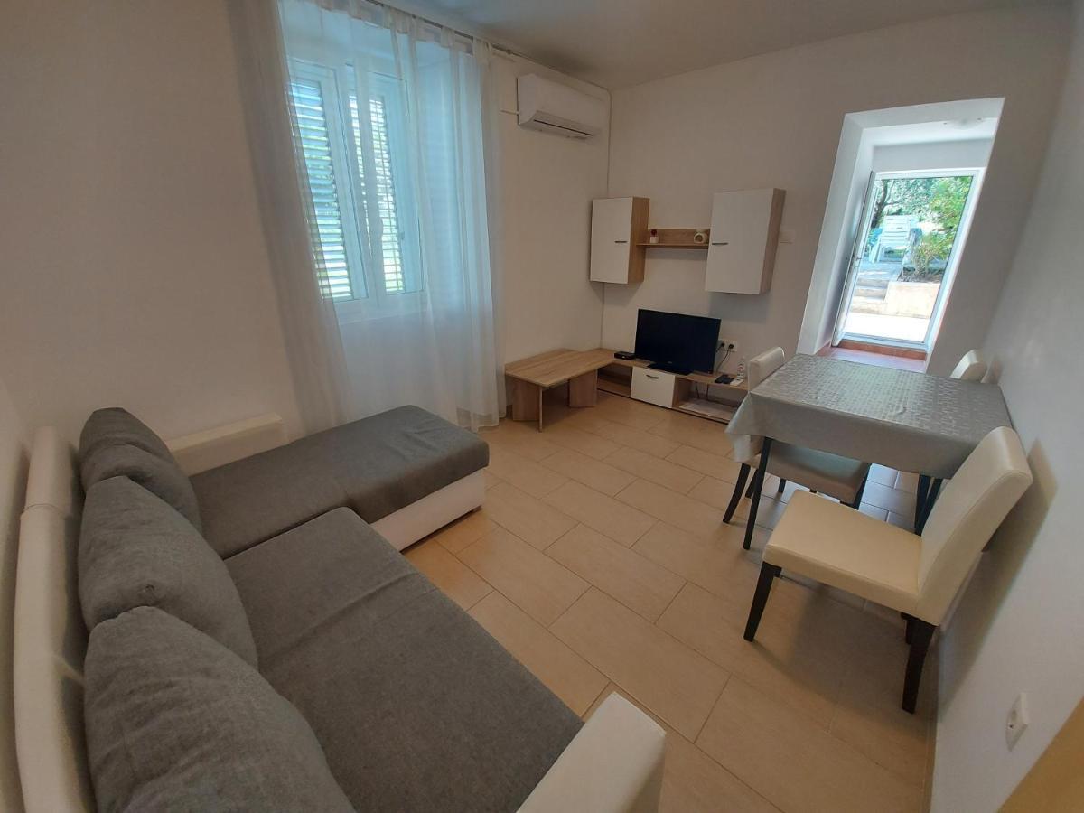 Apartments Marija 2 Draga Bašćanska Exterior foto